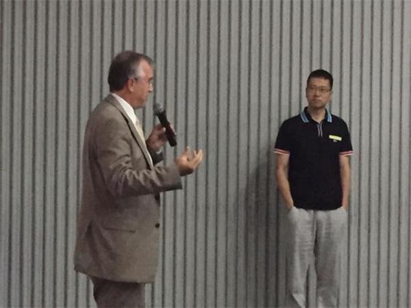 黄色动漫