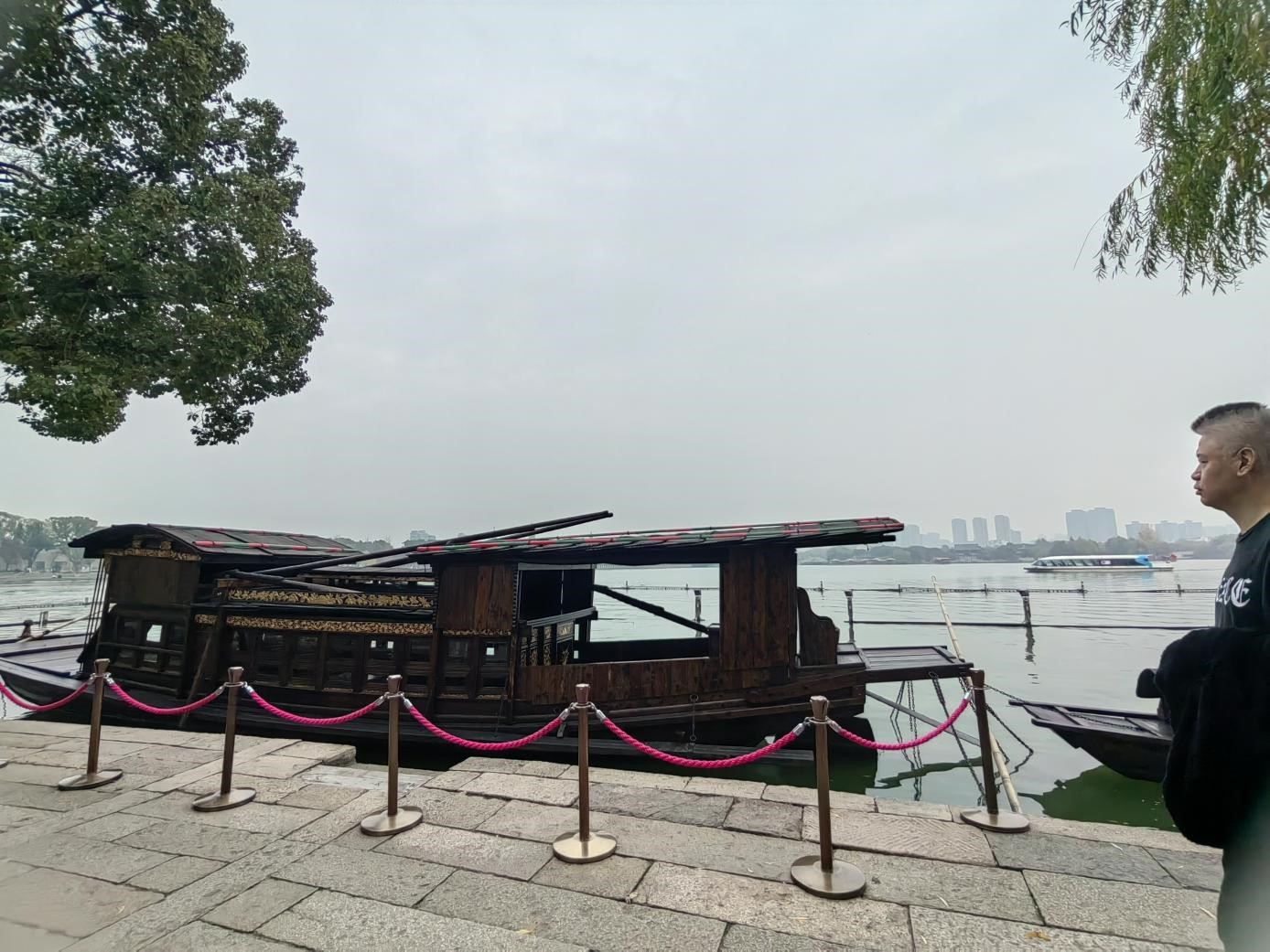 黄色动漫
